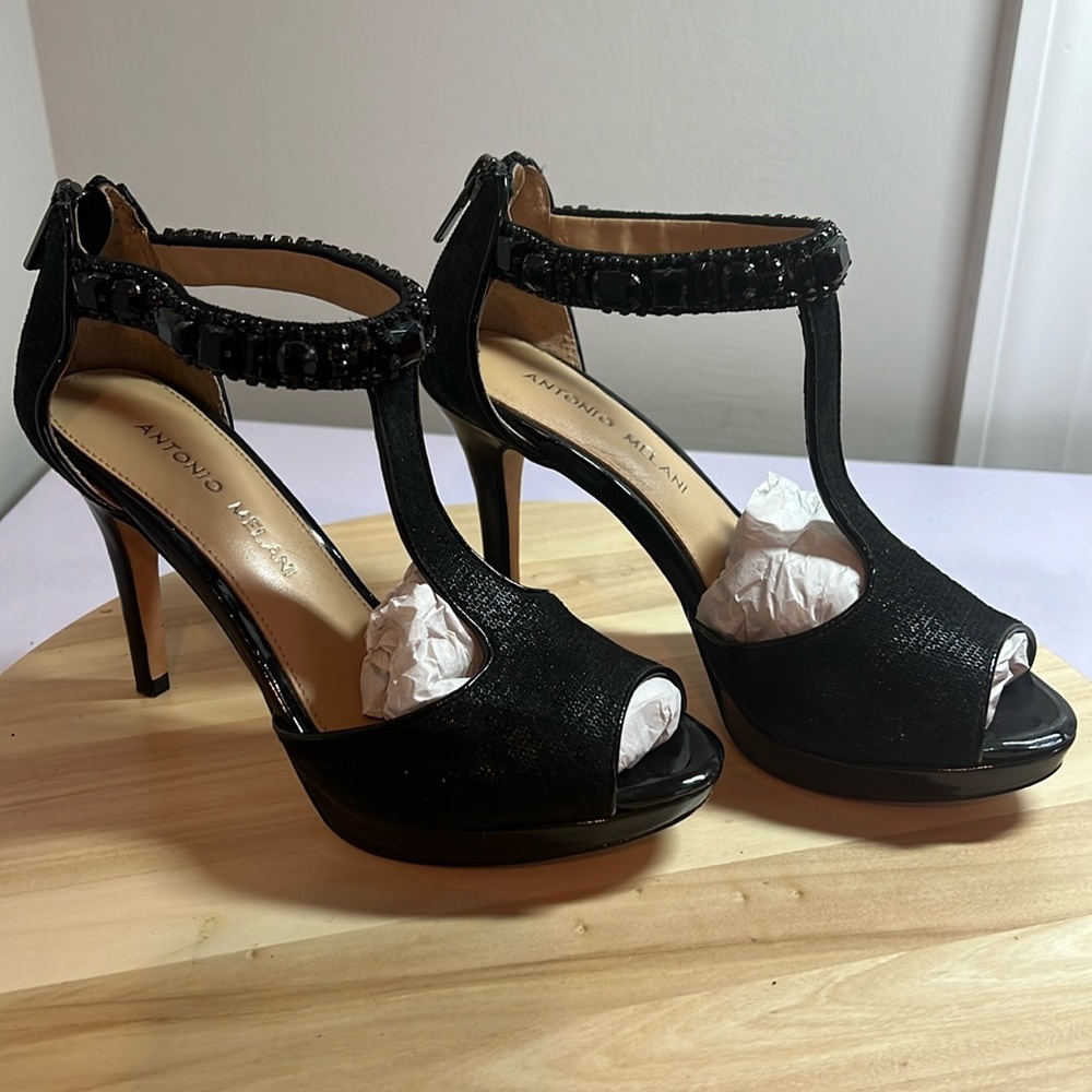 Antonio Melani heels
